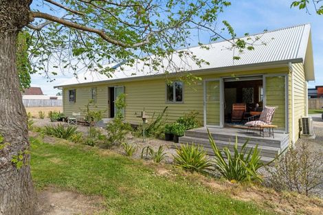 Photo of property in 2/roberts Road, Lansdowne, Masterton, 5810