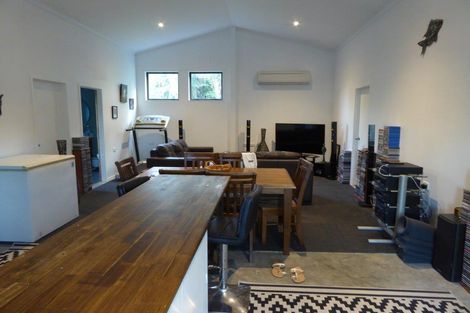 Photo of property in 28 Johnson Street, Tuakau, 2121