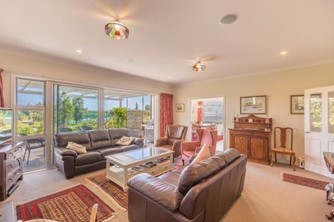 Photo of property in 102 Mount Herbert Road, Waipukurau, 4200