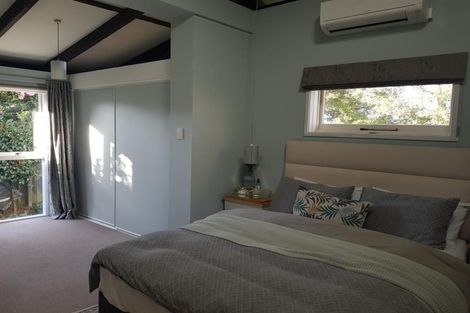 Photo of property in 19 Highfield Place, Avonhead, Christchurch, 8042