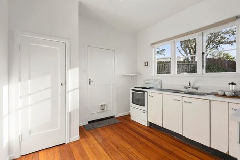 Photo of property in 90b Townsend Road, Miramar, Wellington, 6022