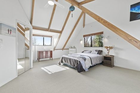 Photo of property in 94a /2 Coronation Road, Hillcrest, Auckland, 0627