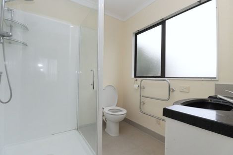 Photo of property in 15 Erne Crescent, East Tamaki, Auckland, 2016