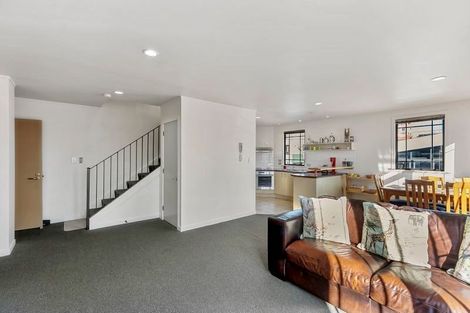 Photo of property in Mendoza Terraces, 9 Ebor Street, Te Aro, Wellington, 6011