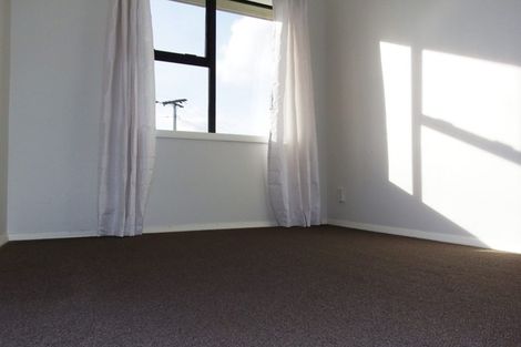 Photo of property in 3 Sutton Place, Hawera, 4610