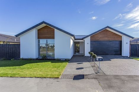 Photo of property in 29 Katrine Drive, Marshland, Christchurch, 8083