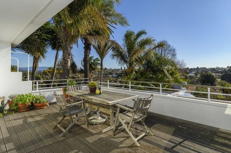 Photo of property in 112 Sutherland Road, Brookfield, Tauranga, 3110