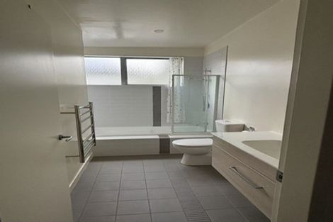 Photo of property in 12 Tiketike Way, Brooklyn, Wellington, 6021