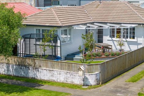 Photo of property in 9 Green Street, Tahunanui, Nelson, 7011