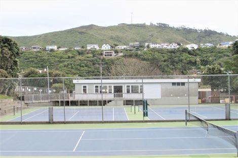 Photo of property in 4 Vennell Street, Brooklyn, Wellington, 6021