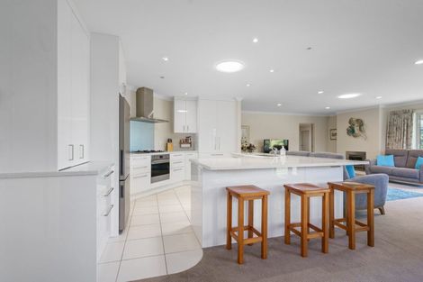 Photo of property in 8 Madison Street, Cambridge, 3434