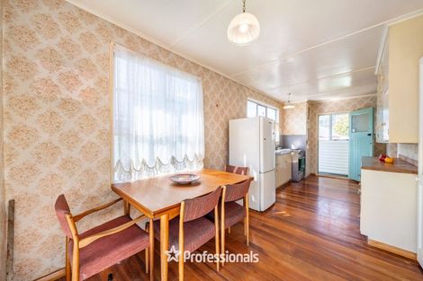 Photo of property in 17 Molesworth Street, Taita, Lower Hutt, 5011