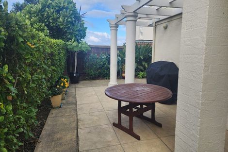 Photo of property in 140 Gills Road, Albany Heights, Auckland, 0632