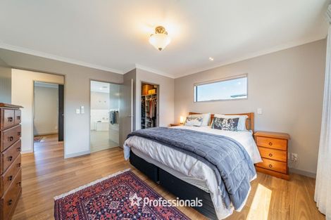 Photo of property in 8a Glen Iris Grove, Woburn, Lower Hutt, 5010