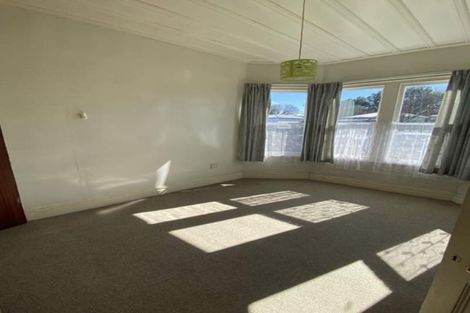 Photo of property in 15 Cole Street, Dannevirke, 4930
