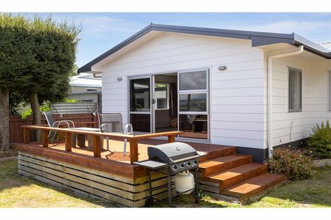 Photo of property in 2/35 Otupai Street, Two Mile Bay, Taupo, 3330