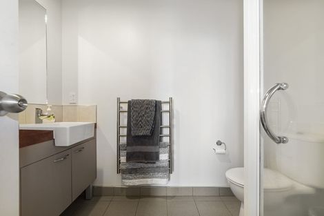 Photo of property in Royal Court Apartments, 1193unit Hinemoa Street, Rotorua, 3010