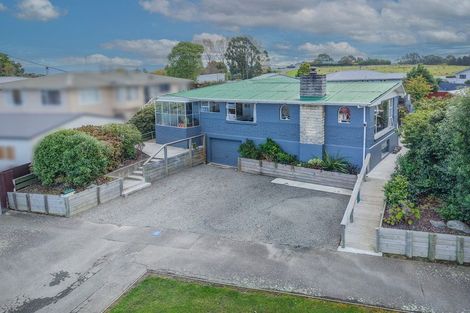 Photo of property in 56 Stuart Street, Holmes Hill, Oamaru, 9401