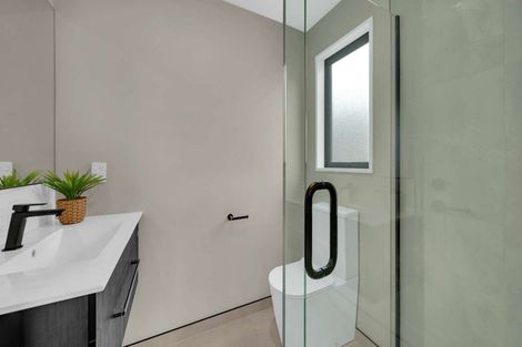 Photo of property in 21 Ellmers Street, Woodend, 7691