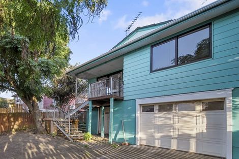 Photo of property in 4/14 Taitimu Drive, Weymouth, Auckland, 2103