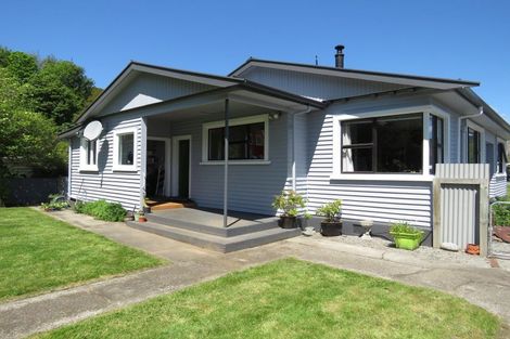 Photo of property in 4 Munson Street, Reefton, 7830