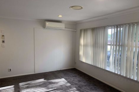 Photo of property in 31 Rosalind Road, Glenfield, Auckland, 0629