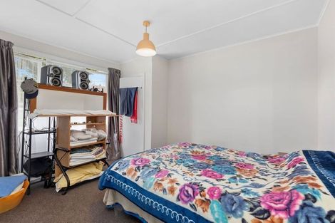 Photo of property in 53 Hewer Crescent, Naenae, Lower Hutt, 5011
