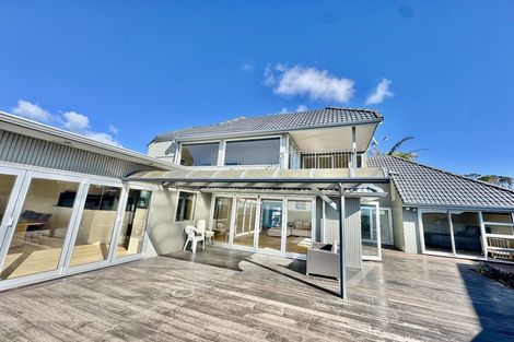 Photo of property in 2 Cliff Road, Torbay, Auckland, 0630