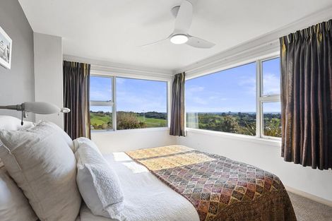 Photo of property in 62 Atkinson Road, Hurworth, New Plymouth, 4371