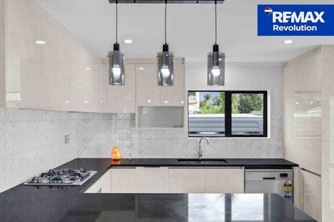 Photo of property in 21a Blanes Road, Weymouth, Auckland, 2103