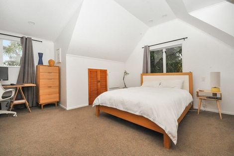 Photo of property in 19 Rehia Road, Massey, Auckland, 0614