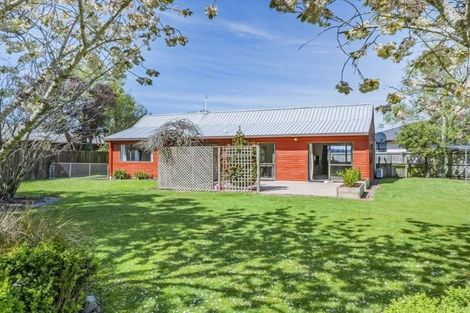 Photo of property in 27 Carston Street, Leeston, 7632