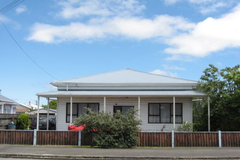 Photo of property in 50 Derby Street, Westport, 7825