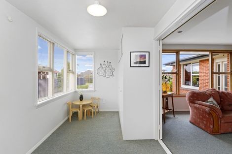 Photo of property in 11 Croziers Road, St Albans, Christchurch, 8052