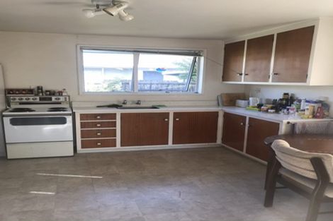 Photo of property in 104 Holly Road, St Albans, Christchurch, 8014