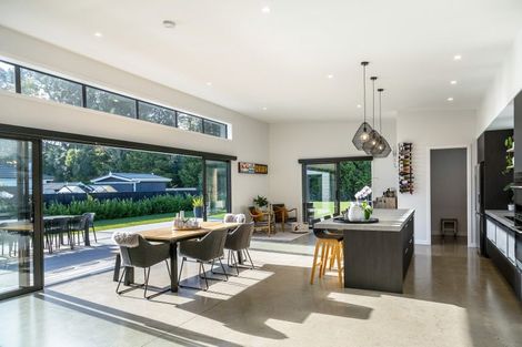 Photo of property in 1 Matai Grove, Greytown, 5712