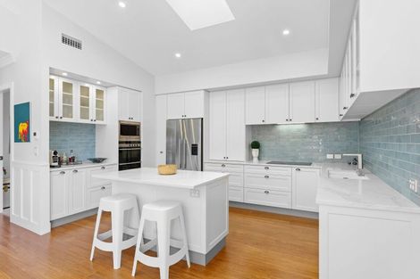 Photo of property in 9 Lamont Place, Waikanae, 5036