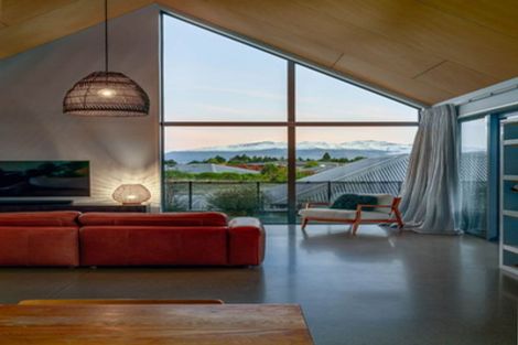 Photo of property in 7 Campbell Road, Wanaka, 9305