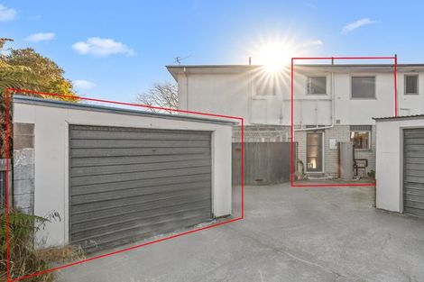 Photo of property in 4/14 Church Square, Addington, Christchurch, 8024