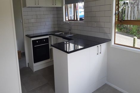 Photo of property in 2/73 Eskdale Road, Birkdale, Auckland, 0626