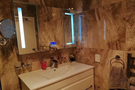 Photo of property in 76 Ferndown Avenue, Papatoetoe, Auckland, 2025