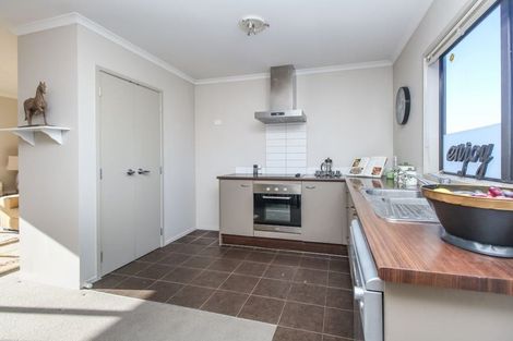 Photo of property in St Claire Village, 8/172 Mcleod Road, Te Atatu South, Auckland, 0610