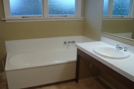 Photo of property in 12 Gloaming Place, Sockburn, Christchurch, 8042