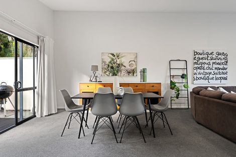 Photo of property in 7 Joseph Banks Drive, Whitby, Porirua, 5024