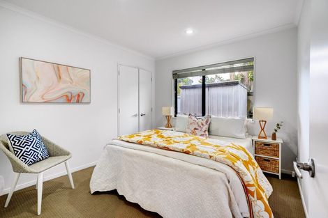 Photo of property in 16 Turnberry Drive, Wattle Downs, Auckland, 2103