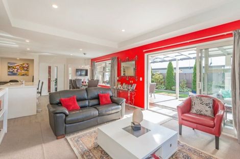 Photo of property in 24 Cairnbrae Drive, Prebbleton, 7604