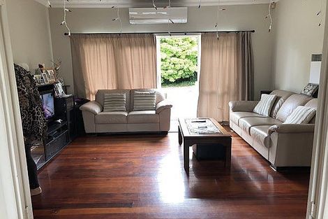 Photo of property in 51 Great South Road, Papakura, 2110