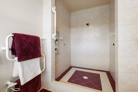 Photo of property in 68 Beerescourt Road, Beerescourt, Hamilton, 3200