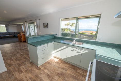 Photo of property in 2 Torsby Road, Coopers Beach, 0420
