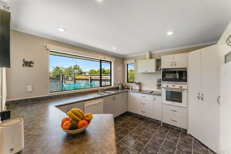 Photo of property in 2 Mayer Crescent, Wakefield, 7025